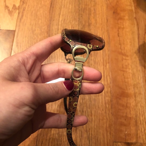 Sunglasses - Picture 3 of 4